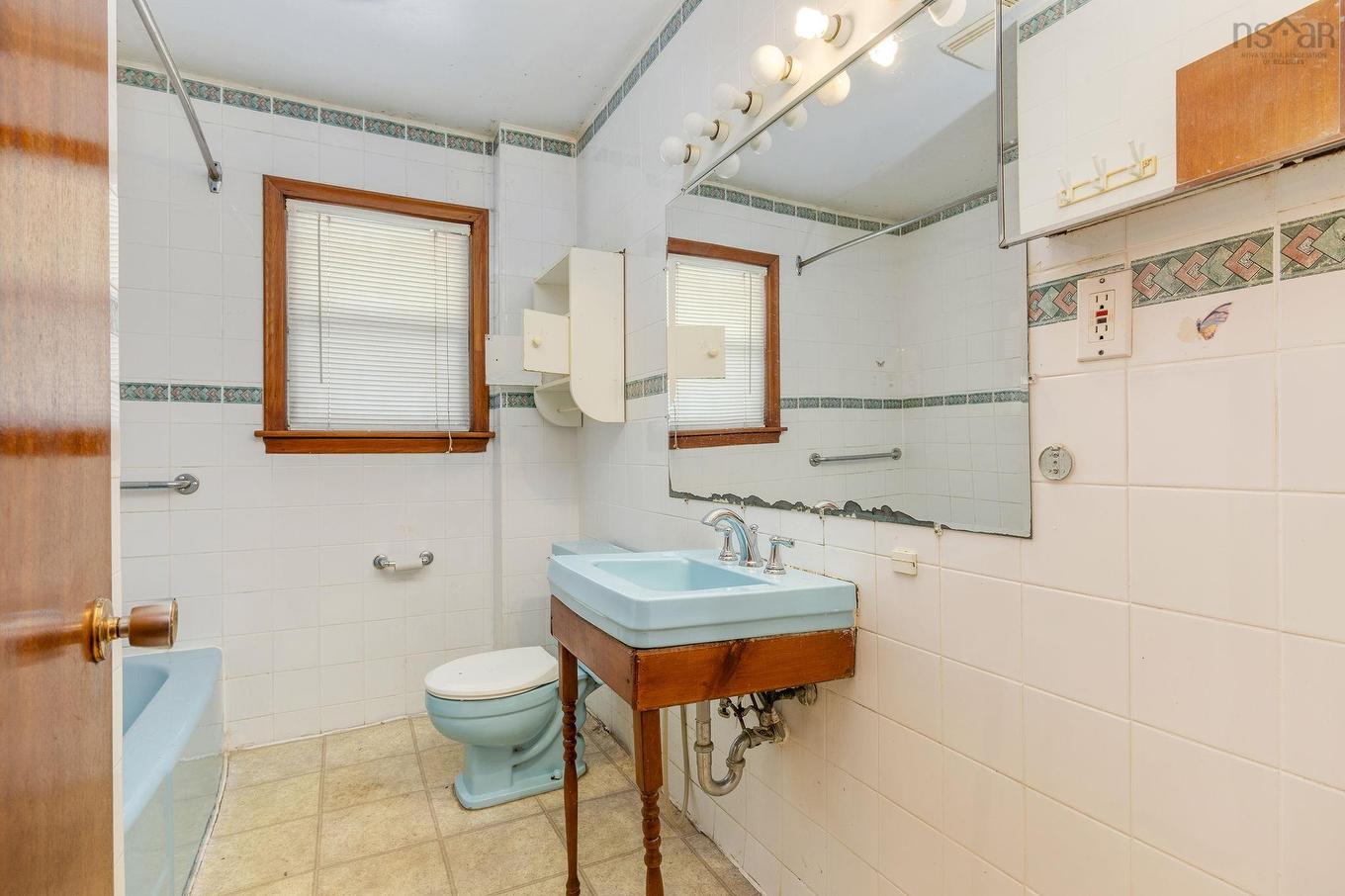 2835 Joseph Howe Drive, Halifax, NS