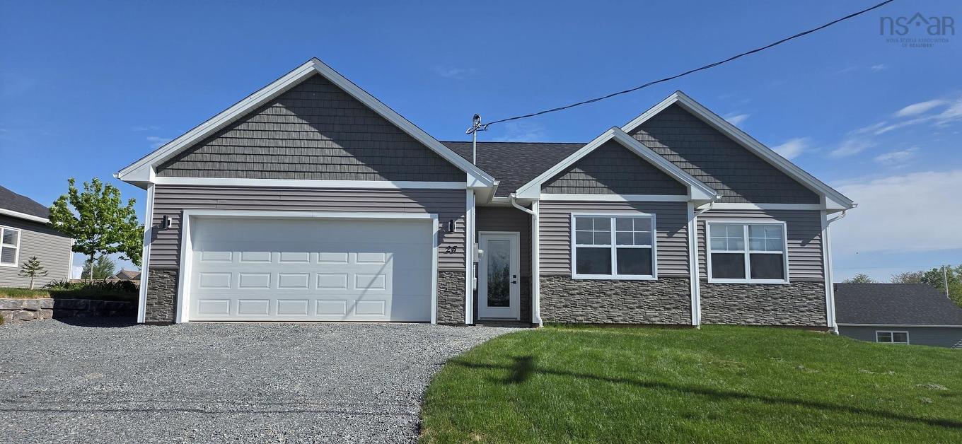 43 Ridge Avenue, Stewiacke, NS