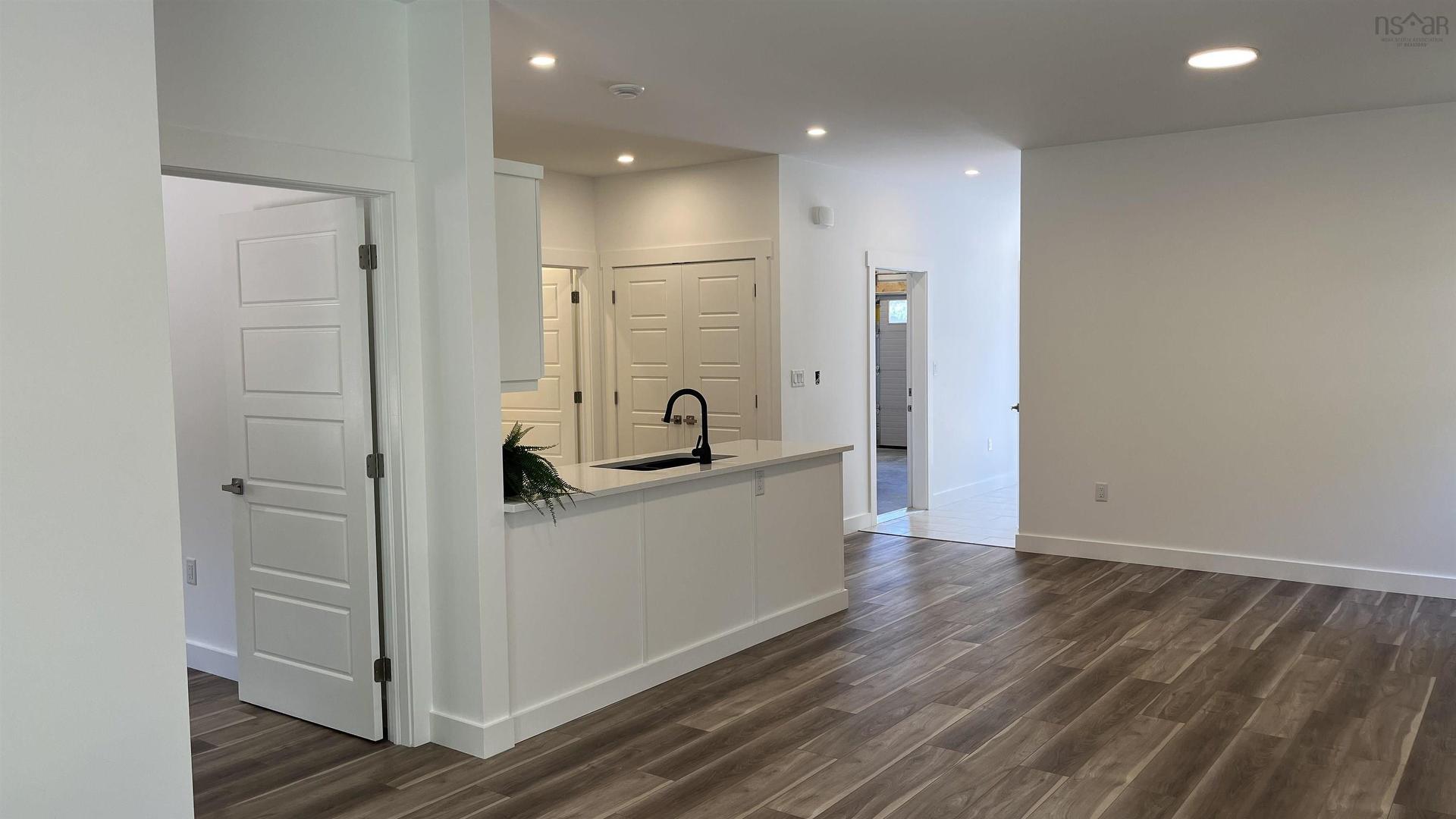 1435 Princess Crescent, Coldbrook, NS