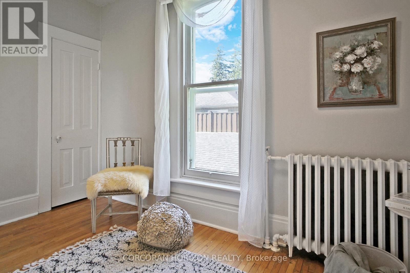 78 William Street W, Waterloo, ON - Indoor