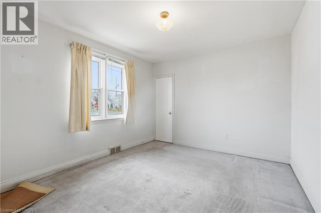 306 Concession Street, Hamilton, ON - Indoor Photo Showing Other Room