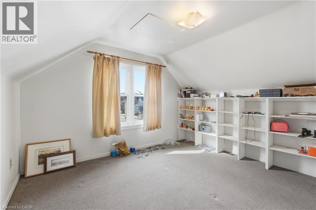 306 Concession Street, Hamilton, ON - Indoor