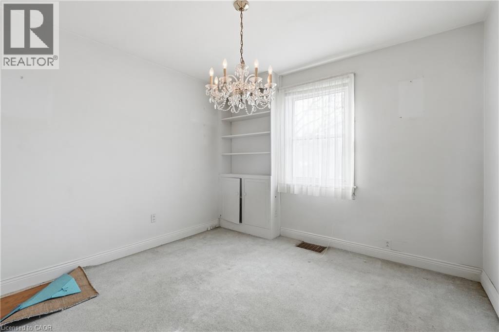 306 Concession Street, Hamilton, ON - Indoor Photo Showing Other Room