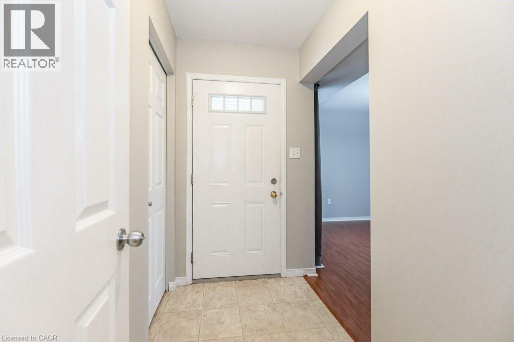 39 Brookfield Crescent, Kitchener, ON - Indoor Photo Showing Other Room