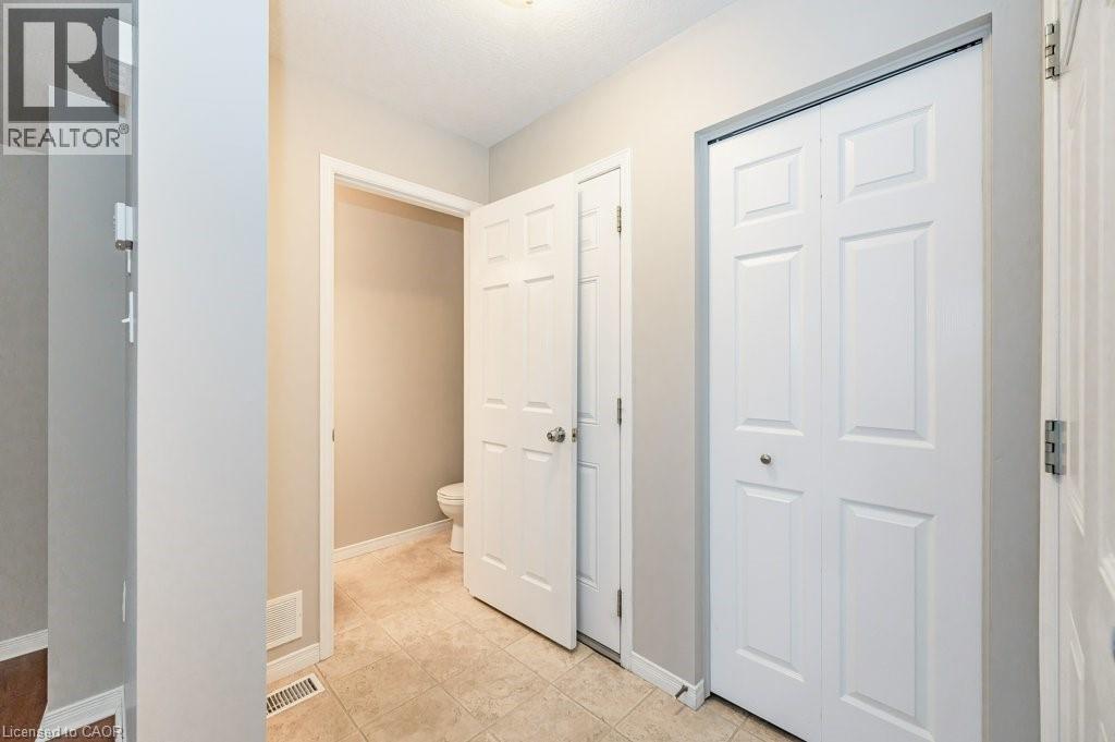 39 Brookfield Crescent, Kitchener, ON - Indoor Photo Showing Other Room