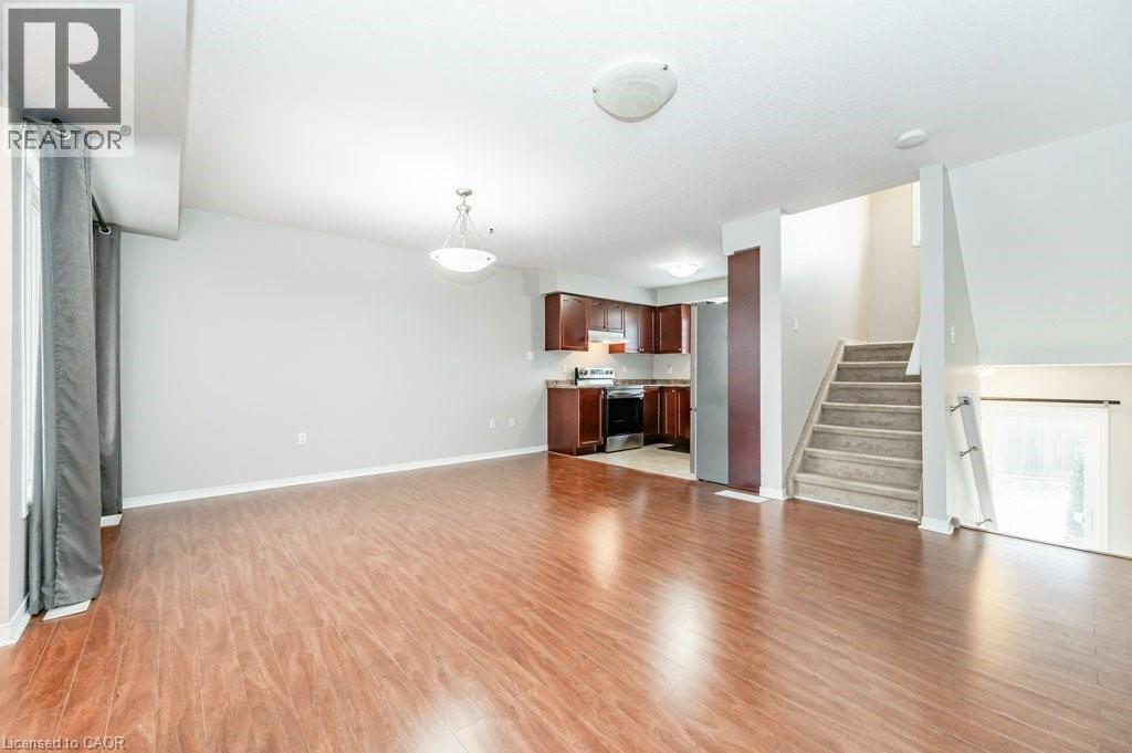 39 Brookfield Crescent, Kitchener, ON - Indoor Photo Showing Living Room
