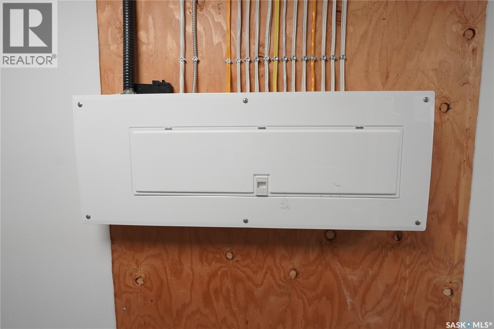 44 Crescent Drive, Avonlea, SK - Indoor Photo Showing Other Room