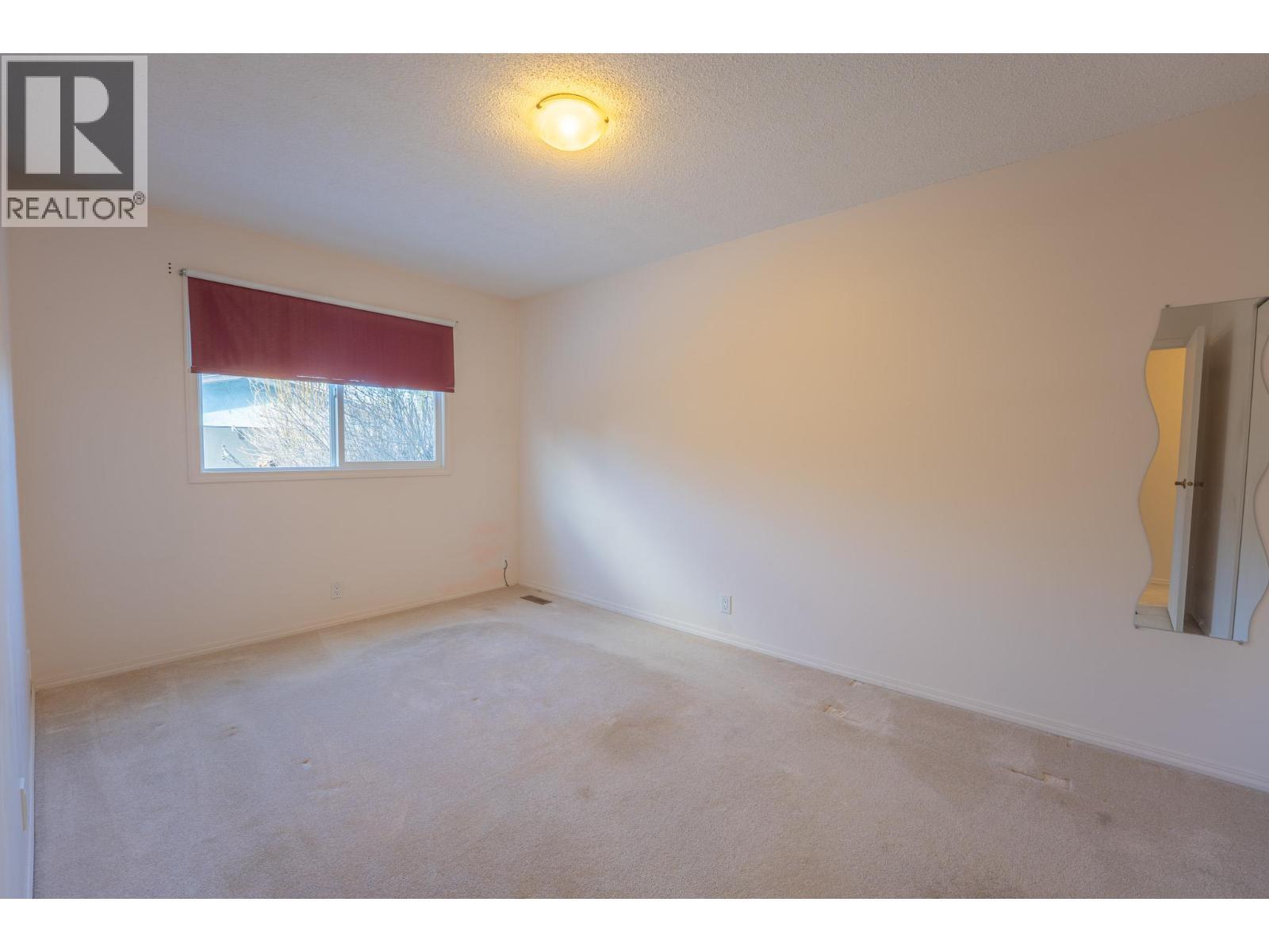 896 306Th Street, Kimberley, BC - Indoor Photo Showing Other Room