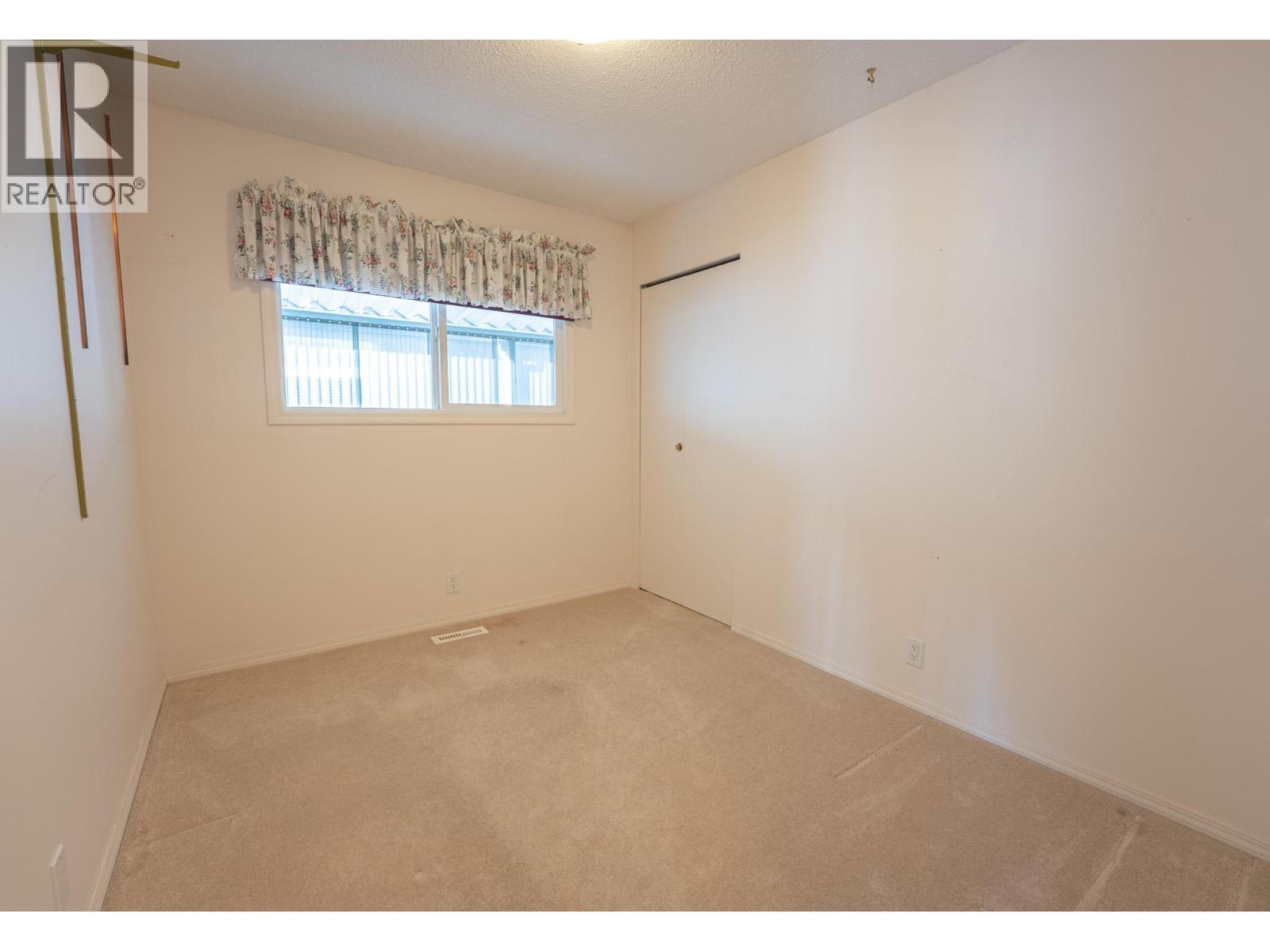 896 306Th Street, Kimberley, BC - Indoor Photo Showing Other Room