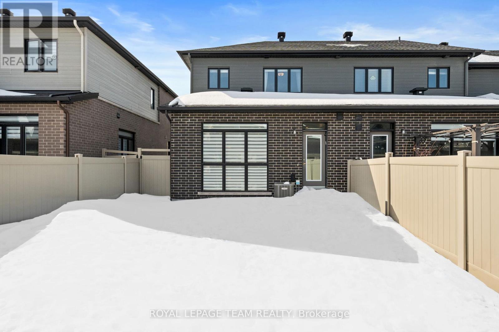 143 Avro Circle, Ottawa, ON - Outdoor