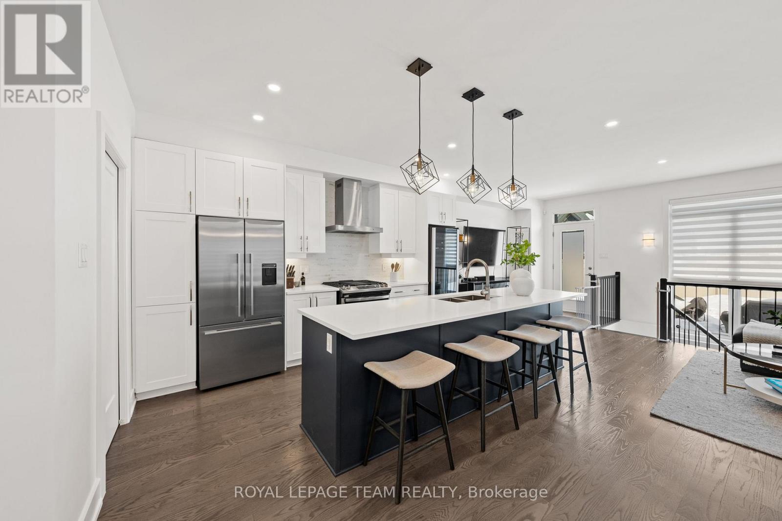 143 Avro Circle, Ottawa, ON - Indoor