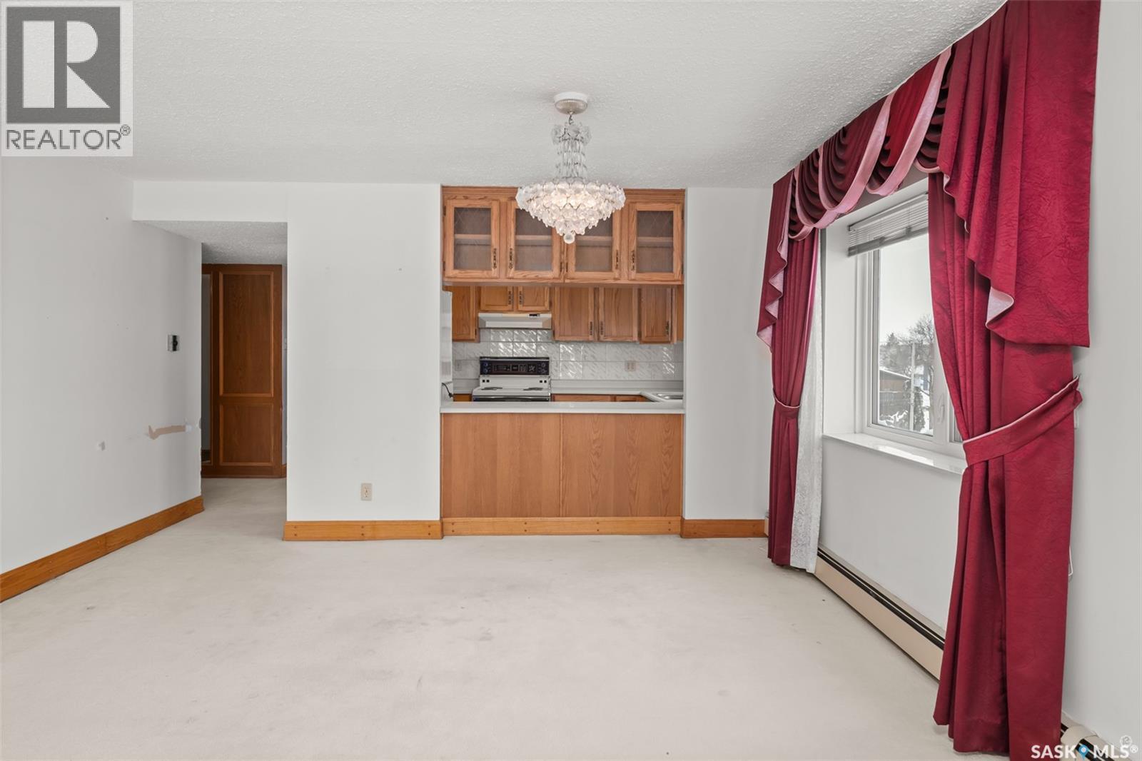 4A 516 River Street E, Prince Albert, SK - Indoor