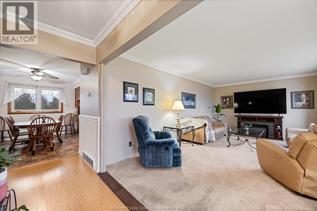 575 Middle Sideroad, Amherstburg, ON - Indoor Photo Showing Other Room