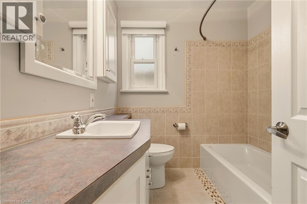 51 Westwood Avenue, Hamilton, ON