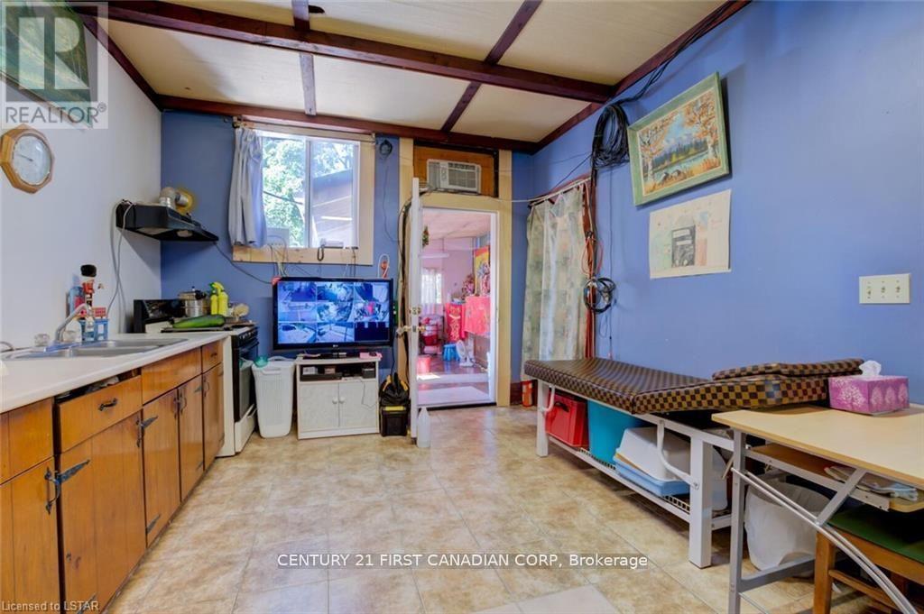 1062 - 1066 Dundas Street E, London East (East G), ON