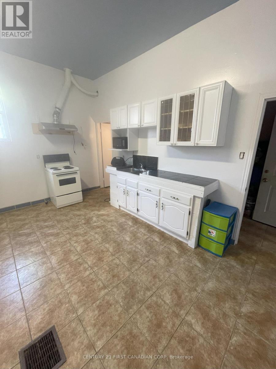 1062 - 1066 Dundas Street E, London East (East G), ON