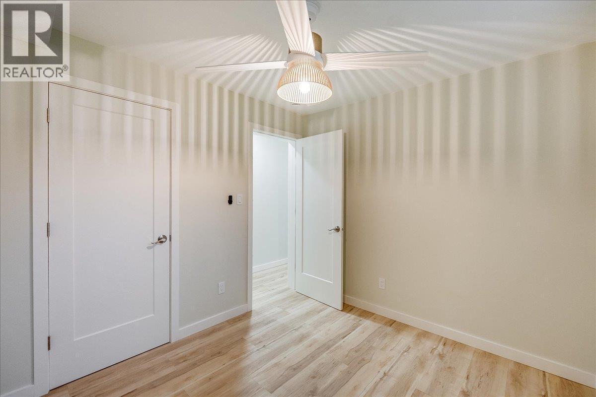 1408 Meadowbrook Drive, Castlegar, BC - Indoor Photo Showing Other Room