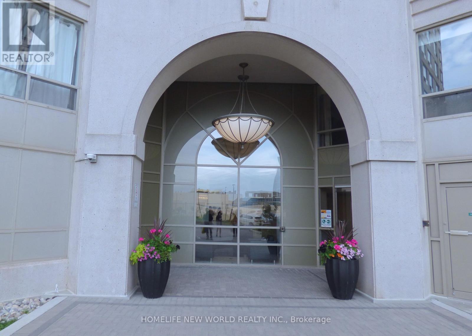507 - 9015 Leslie Street, Richmond Hill, ON - Outdoor With Exterior