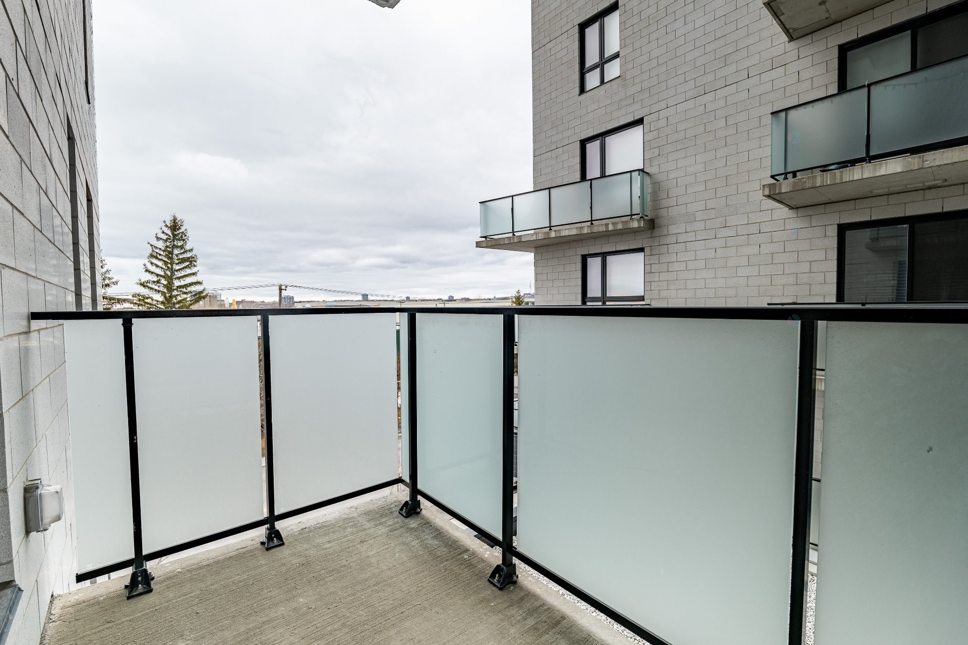 Balcony - 404-6780 Boul. Newman, Montréal (Lasalle), QC - Outdoor With Exterior