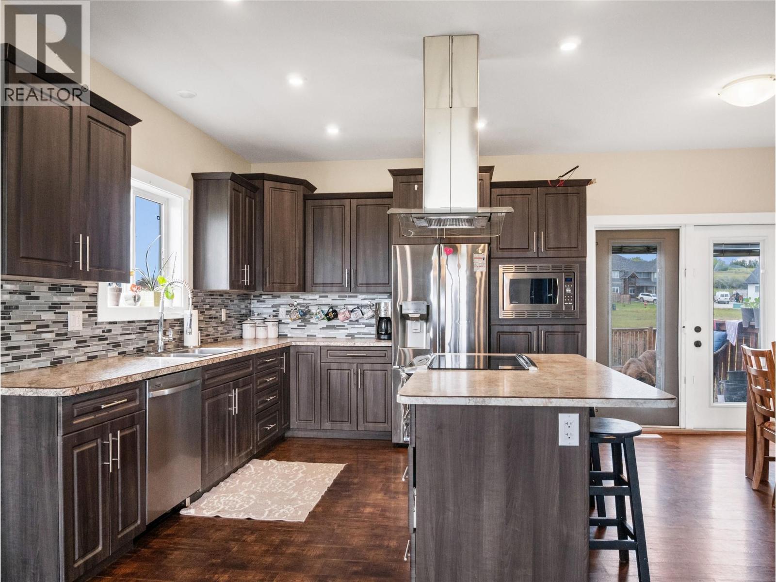 4830 Elevator Road, Pouce Coupe, BC - Indoor Photo Showing Kitchen With Stainless Steel Kitchen With Upgraded Kitchen