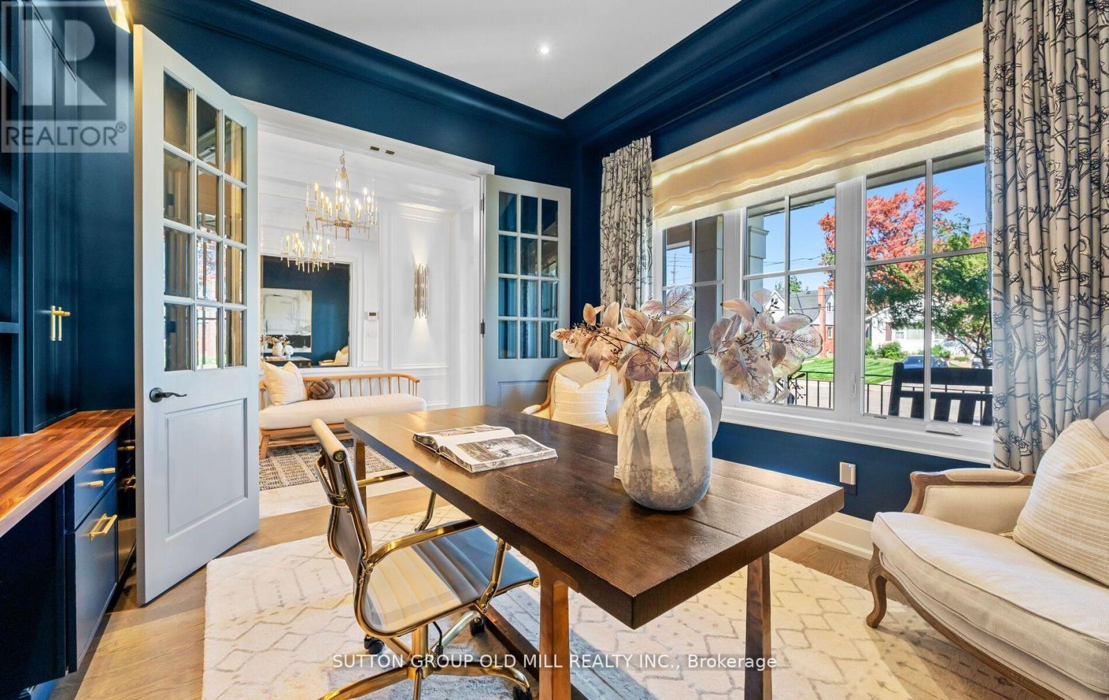 8 Cumberland Drive, Mississauga, ON - Indoor