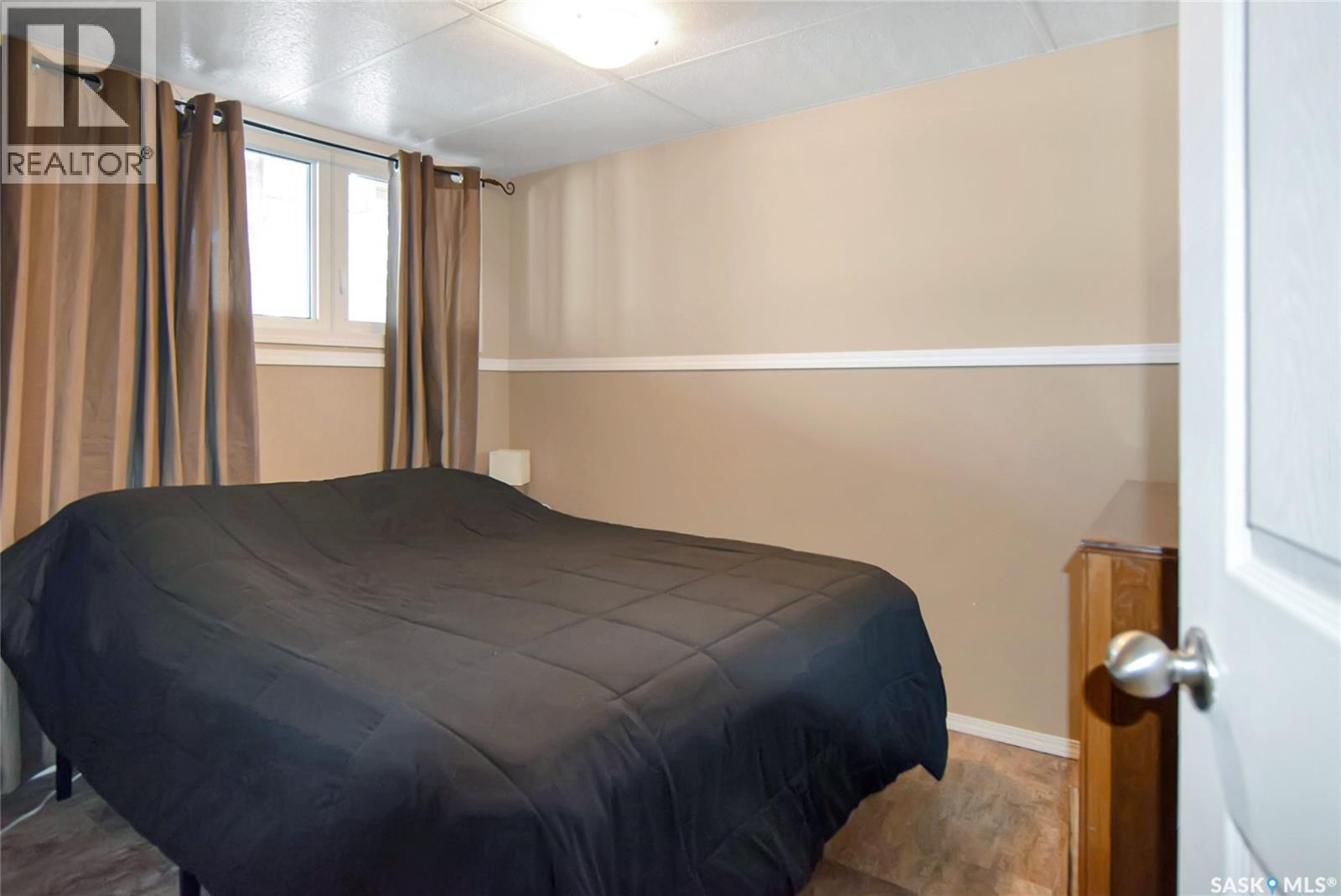 208-210 Criddle Avenue, Crooked Lake, SK - Indoor Photo Showing Bedroom