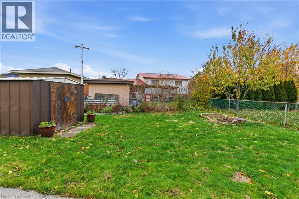 83 Riverdale Drive, Hamilton, ON - Outdoor