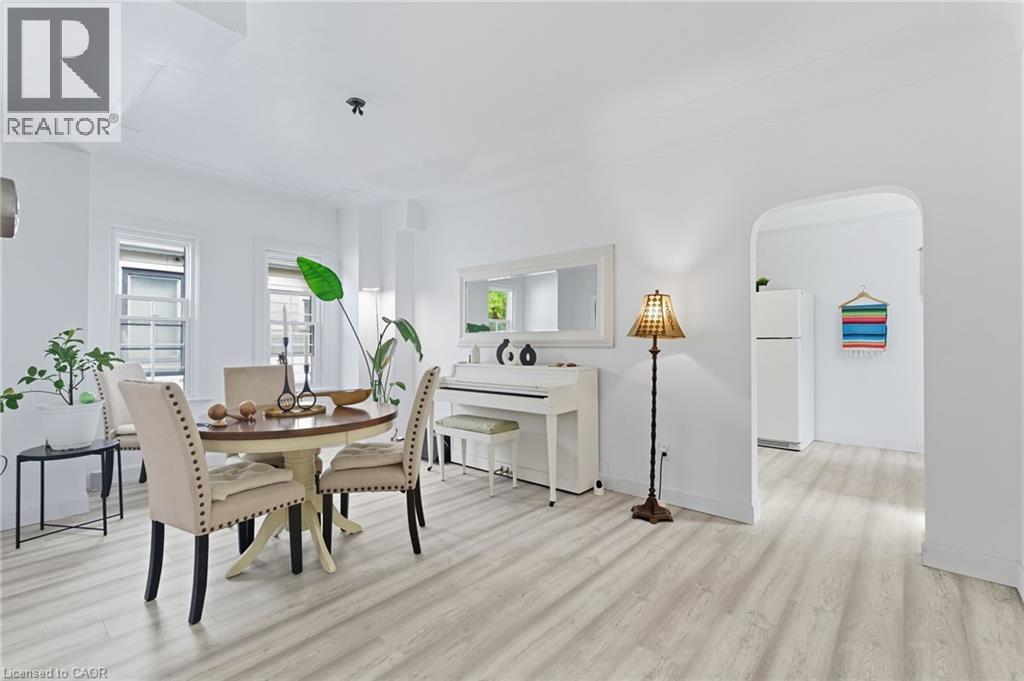 157 East 5Th Street, Hamilton, ON - Indoor Photo Showing Other Room