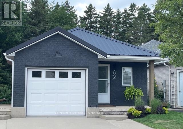 82 Orchid Crescent, Kitchener, ON - Outdoor