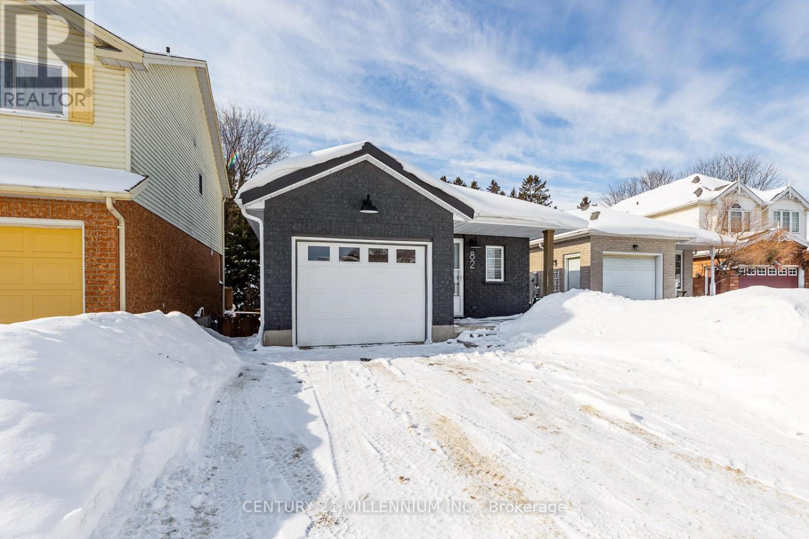 82 Orchid Crescent, Kitchener, ON - Outdoor