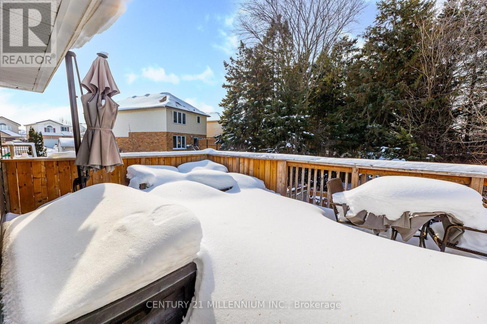 82 Orchid Crescent, Kitchener, ON - Outdoor