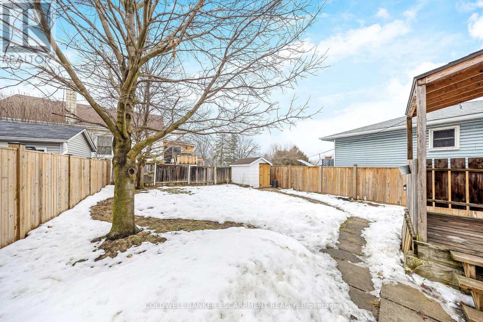 122 Cedar Street, Cambridge, ON - Outdoor