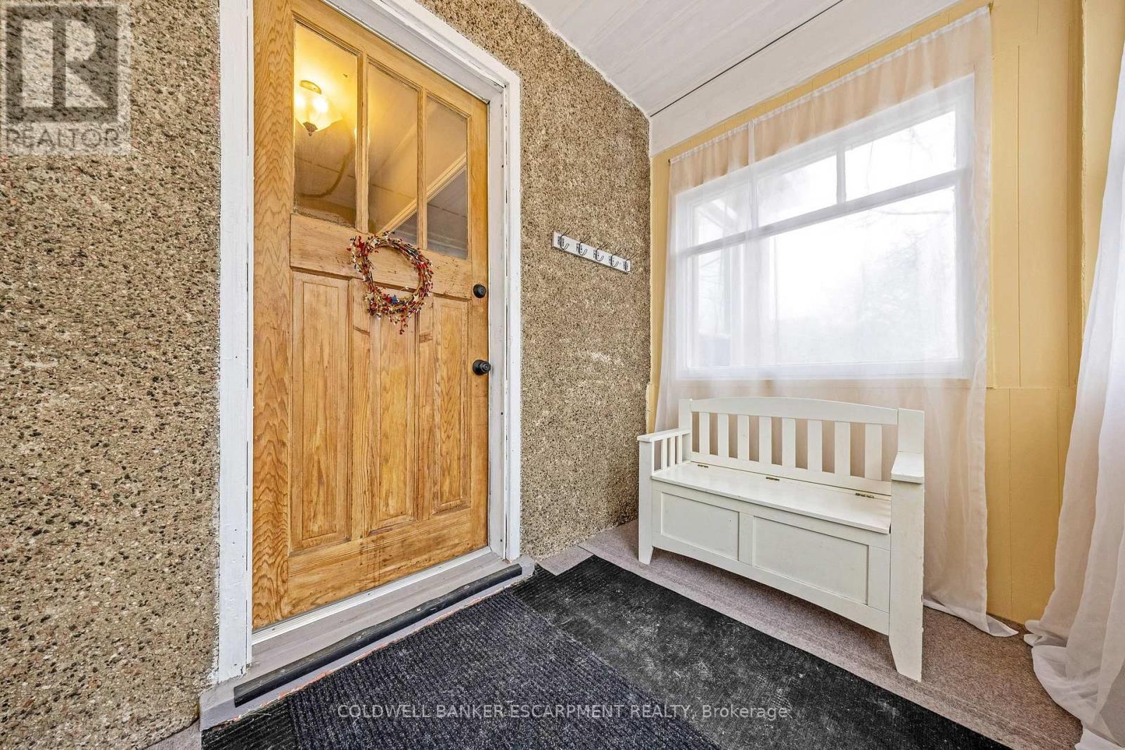 122 Cedar Street, Cambridge, ON - Indoor