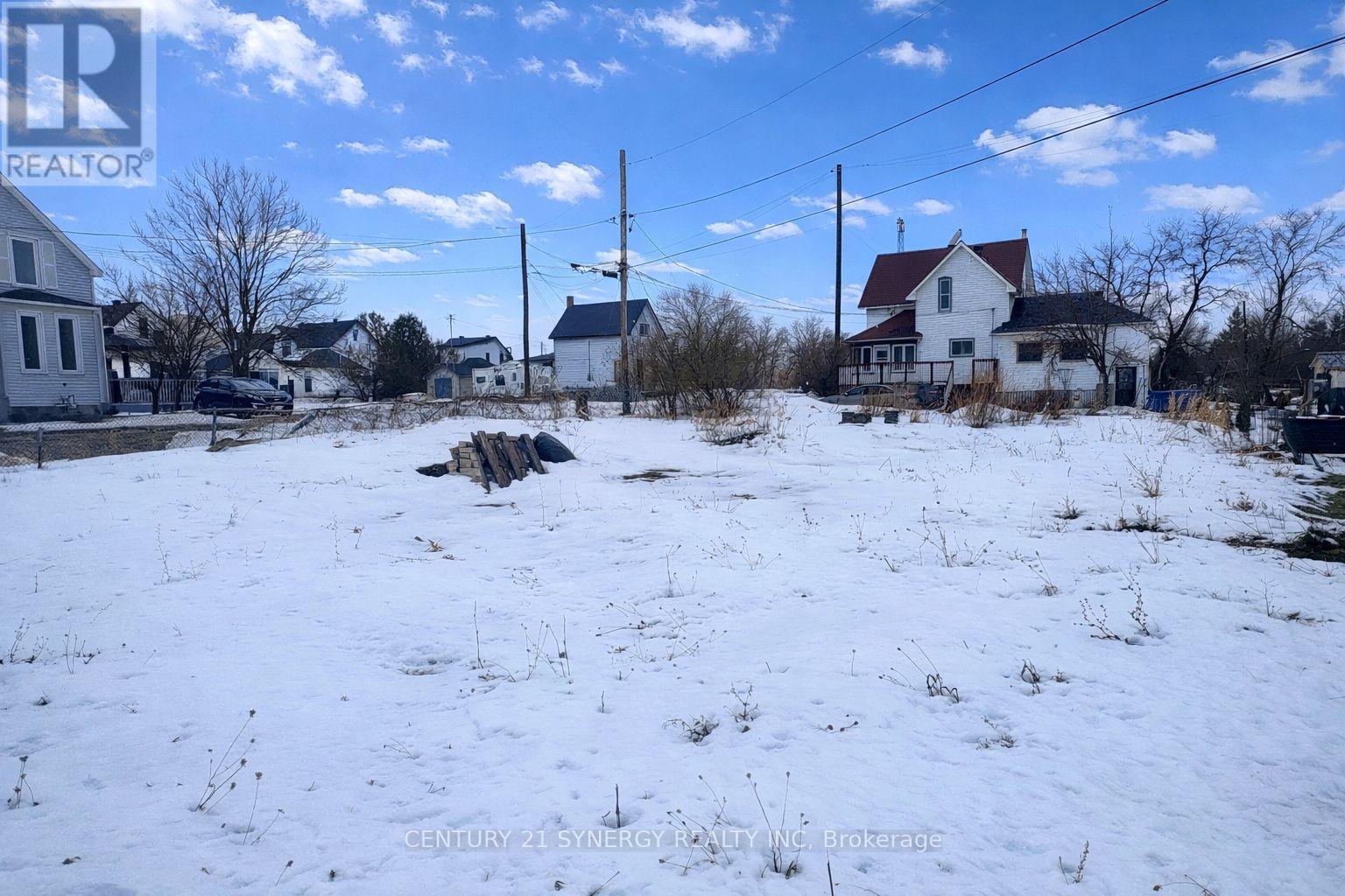 24 King Street, Smiths Falls, ON