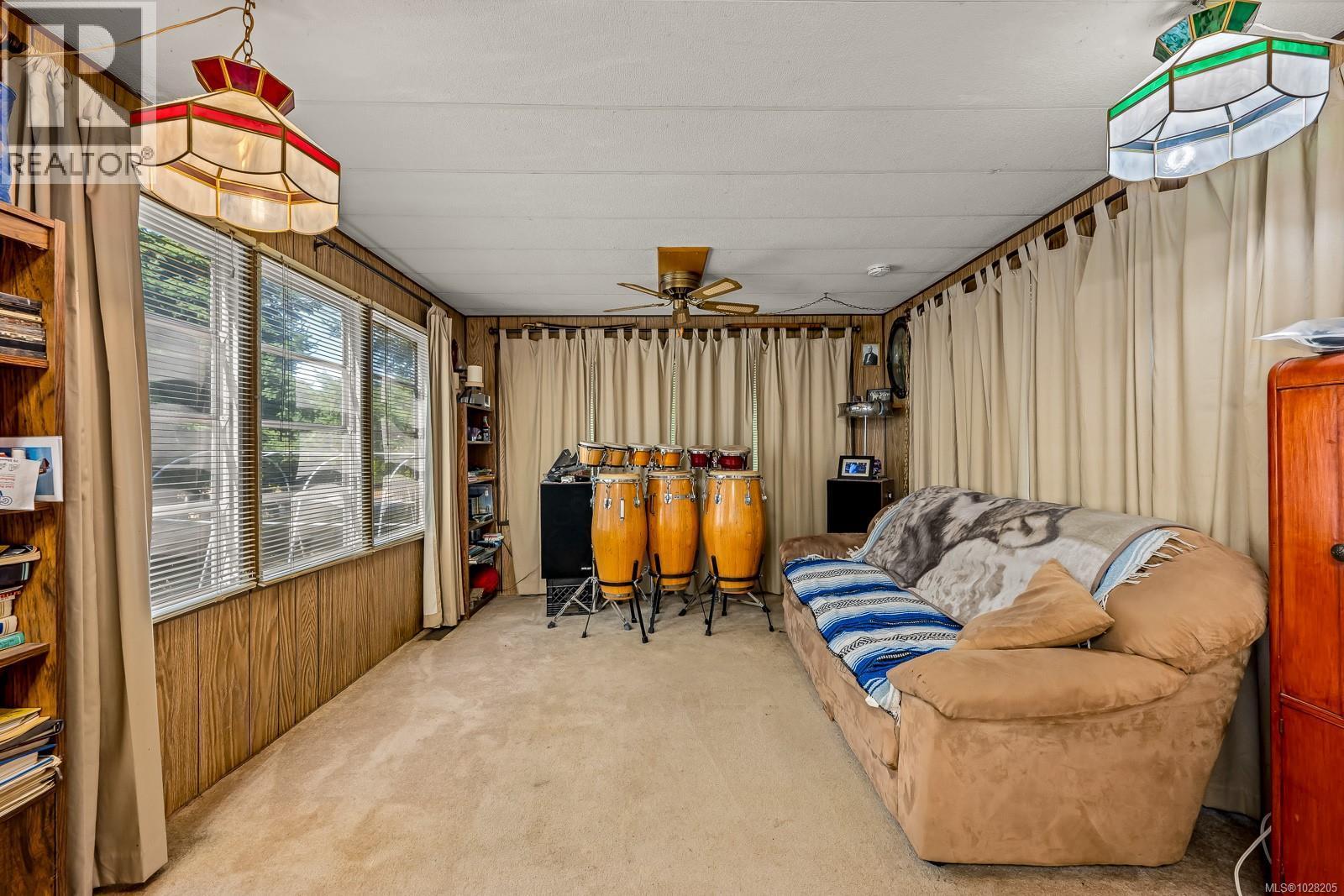 1255 Wilkinson Rd, Comox, BC