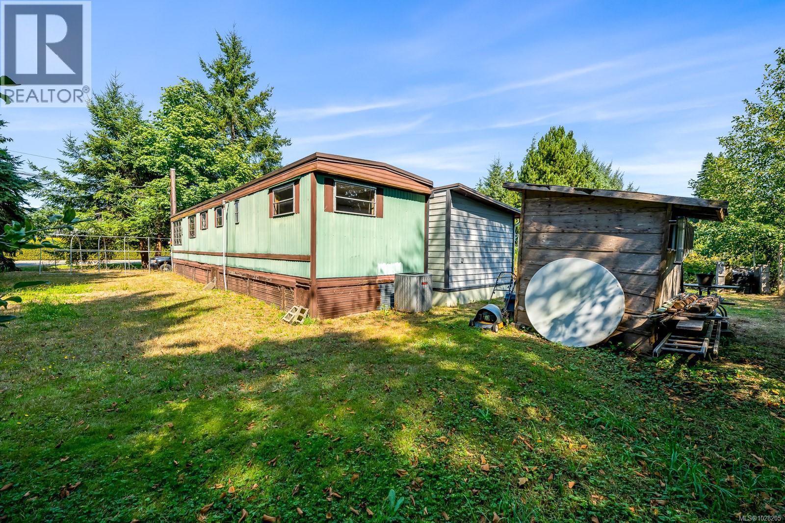 1255 Wilkinson Rd, Comox, BC