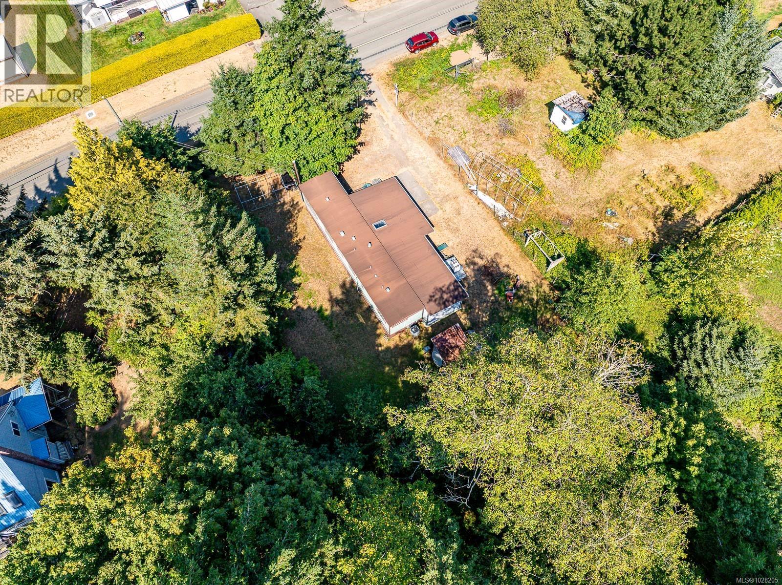 1255 Wilkinson Rd, Comox, BC