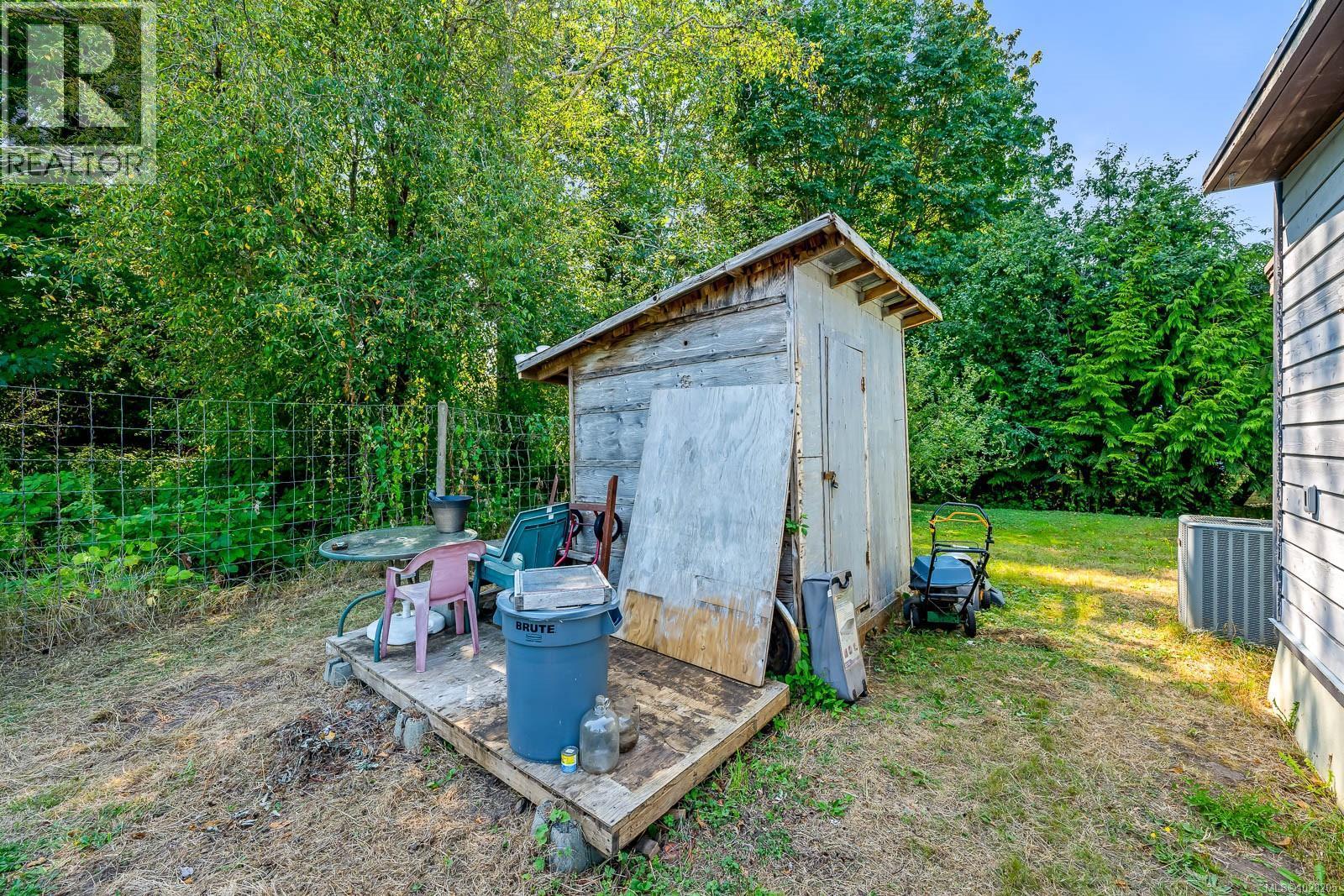 1255 Wilkinson Rd, Comox, BC