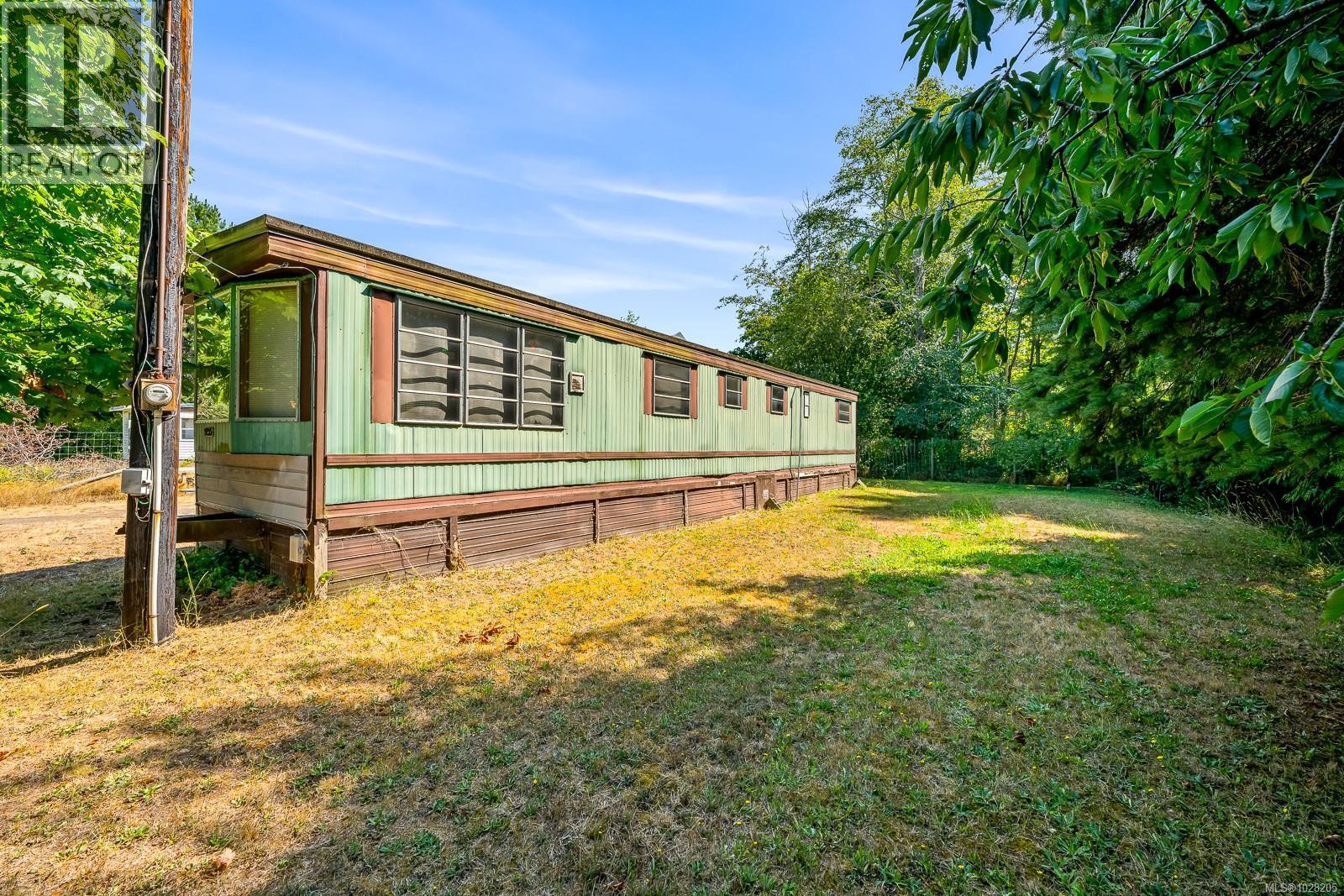 1255 Wilkinson Rd, Comox, BC