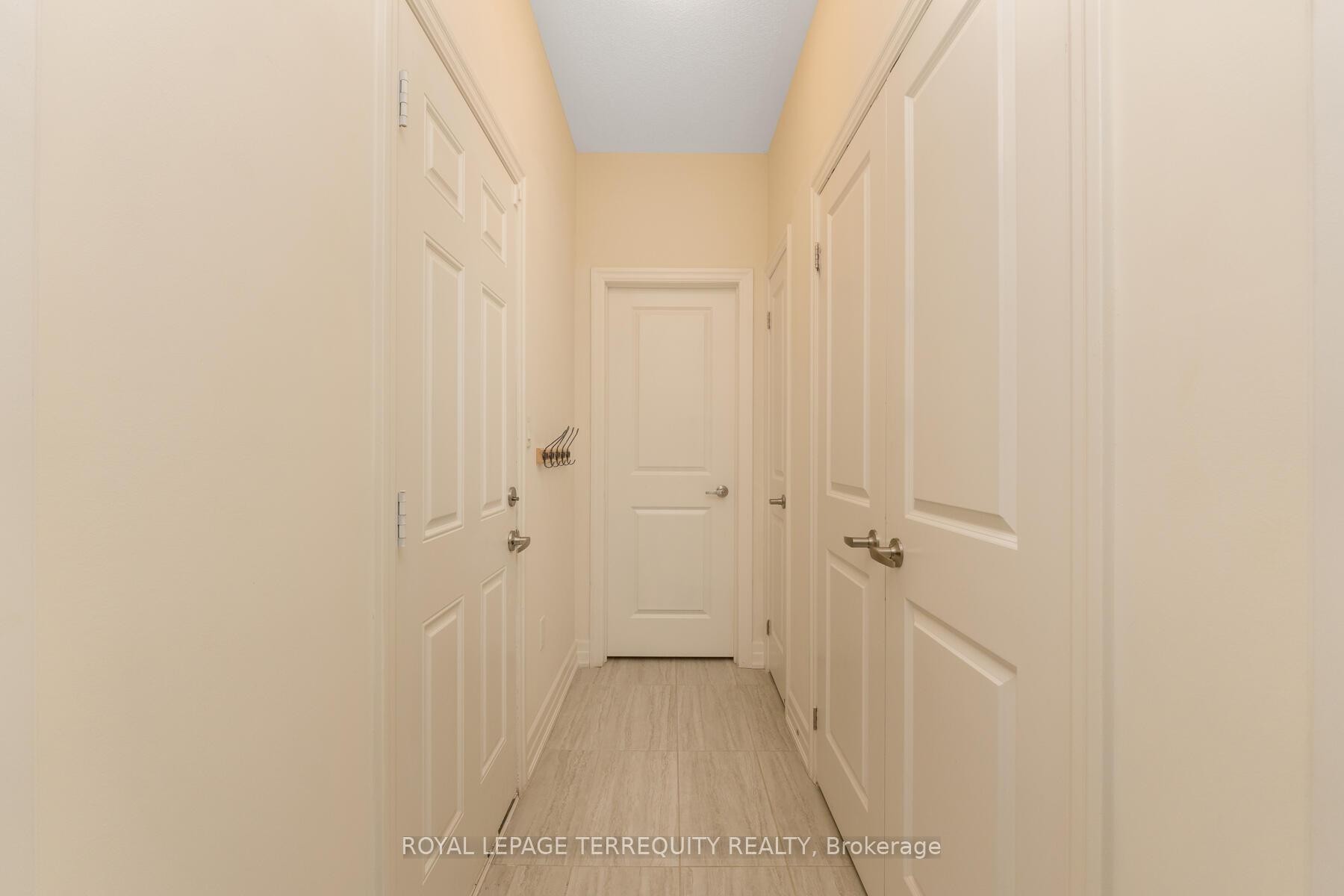 4516 Eclipse Way, Niagara Falls, ON - Indoor Photo Showing Other Room