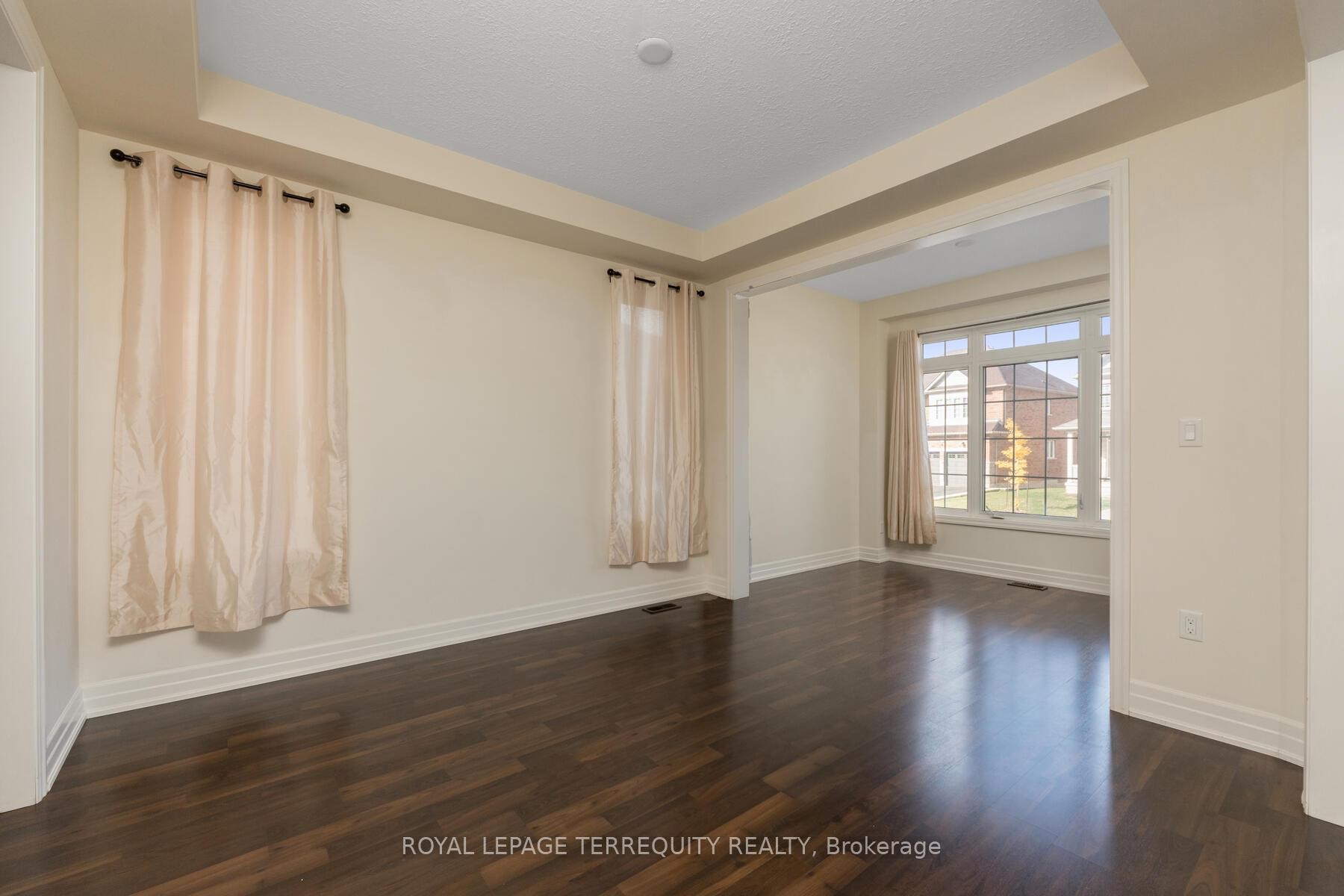 4516 Eclipse Way, Niagara Falls, ON - Indoor Photo Showing Other Room