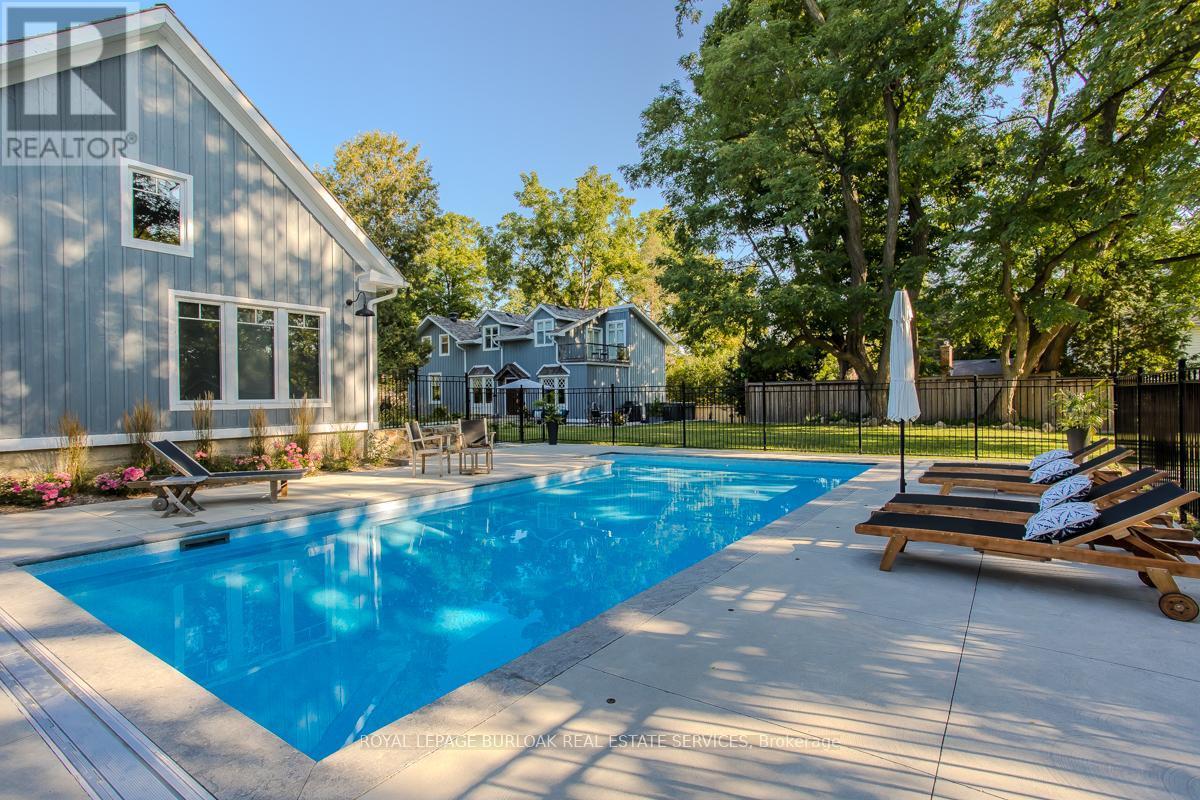 6306 Mcniven Road, Burlington, ON - Outdoor With In Ground Pool With Deck Patio Veranda