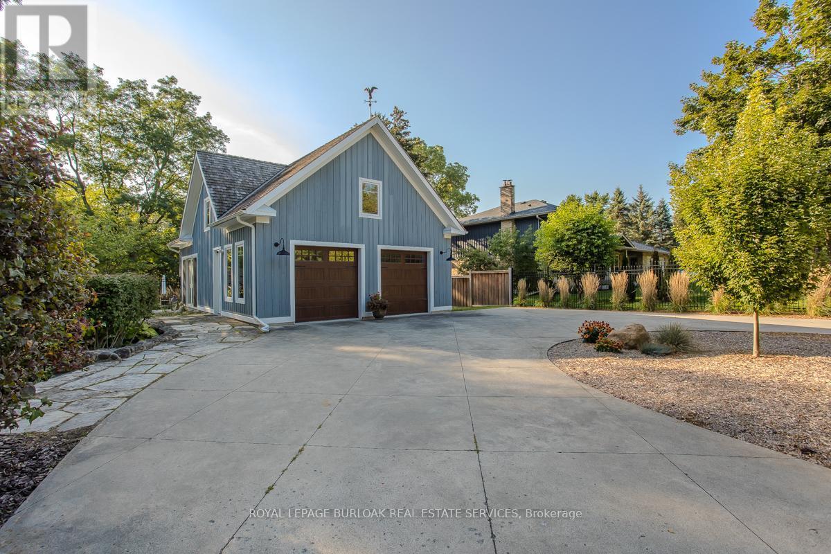 6306 Mcniven Road, Burlington, ON - Outdoor