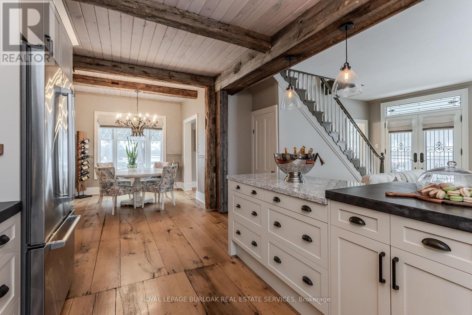 6306 Mcniven Road, Burlington, ON - Indoor