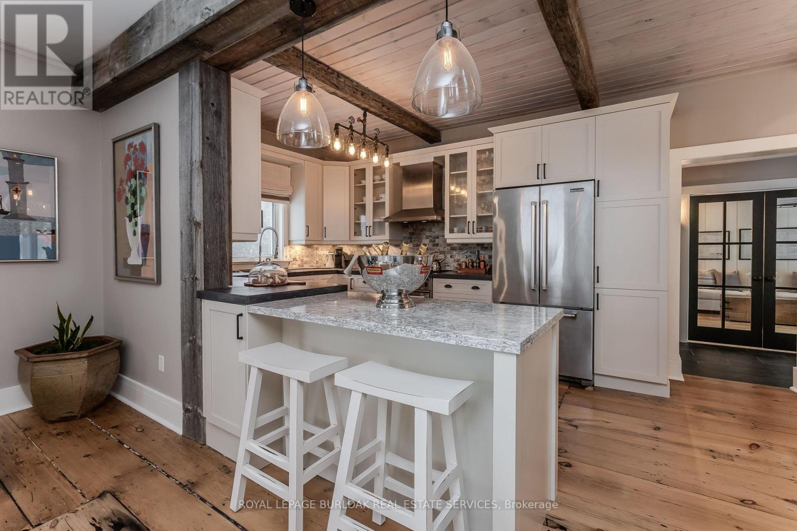 6306 Mcniven Road, Burlington, ON - Indoor