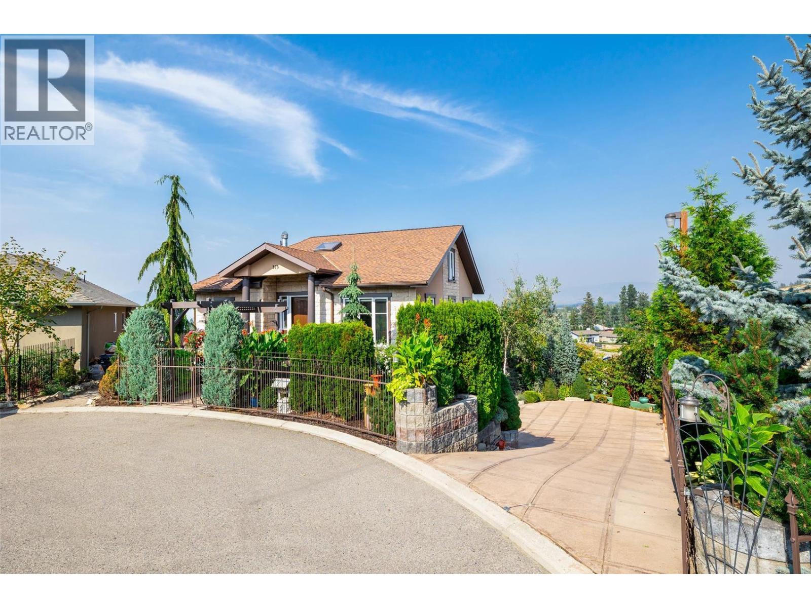 Located in quiet cul-de-sac - 375 Trumpeter Court, Kelowna, BC - Outdoor