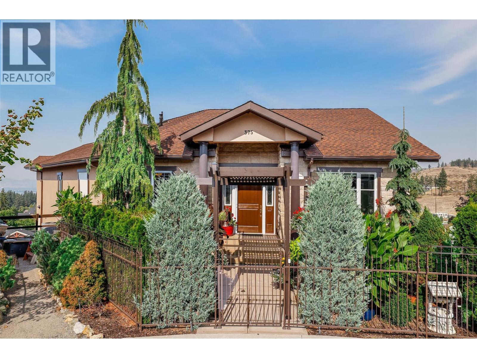 Built in 2009 - 375 Trumpeter Court, Kelowna, BC - Outdoor