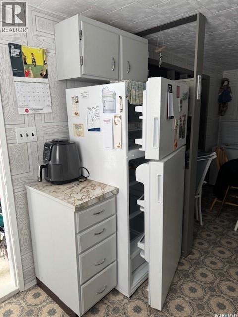 692 Aqualane Avenue, Aquadeo, SK - Indoor Photo Showing Kitchen