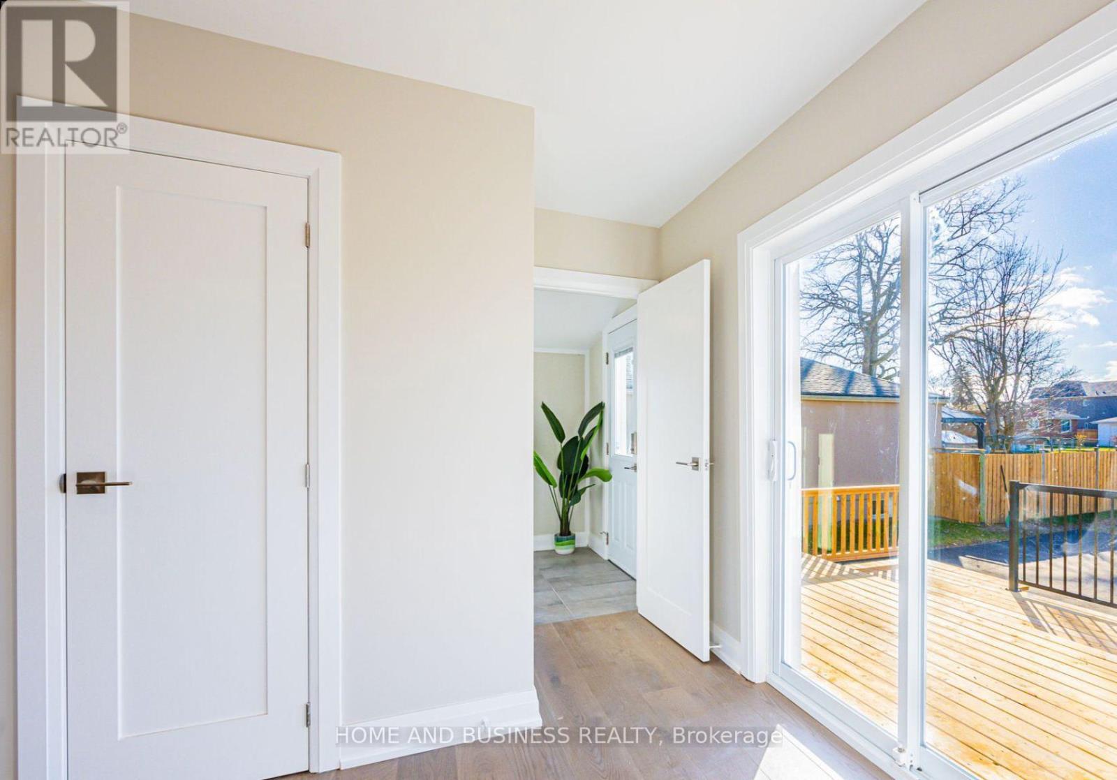 1326 Meredith Avenue, Mississauga, ON - Indoor Photo Showing Other Room