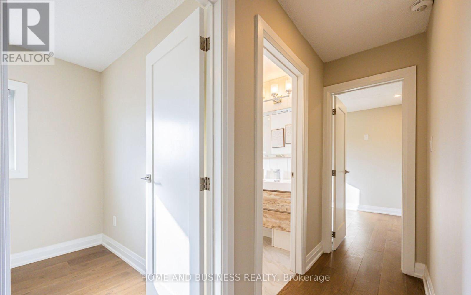 1326 Meredith Avenue, Mississauga, ON - Indoor Photo Showing Other Room